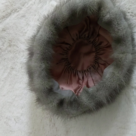 Vintage 1950's Grey Fur Mink Cloche Bucket Hat - Picture 4 of 8
